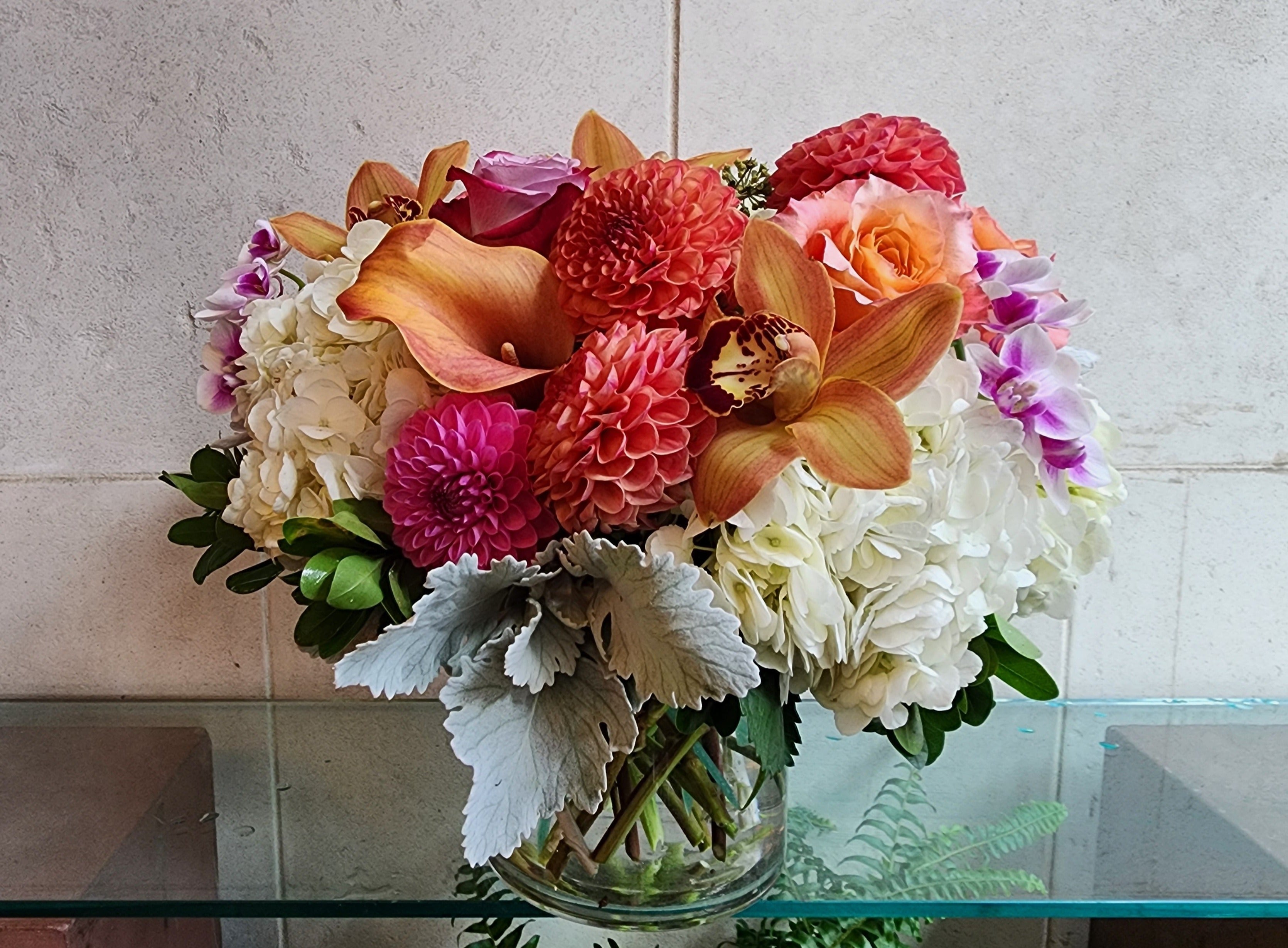 Big and Bold vase arrangement