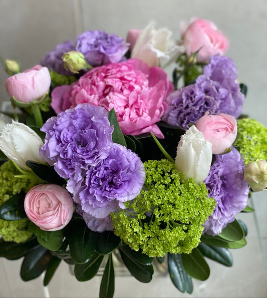 Bold Arrangement