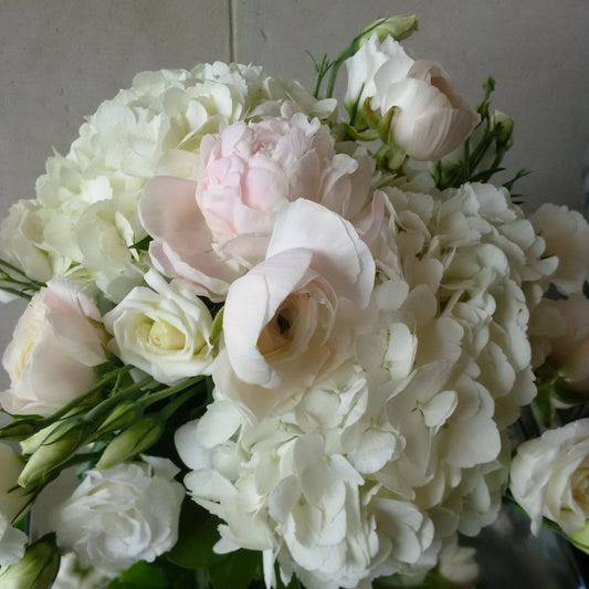 Blushing bouquet 